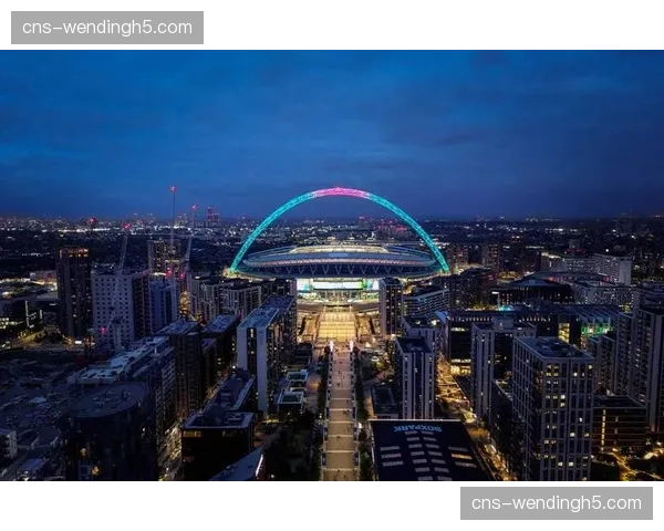 波尔多主场马特穆特球场启动大规模翻新，为申办2028年欧洲杯做准备